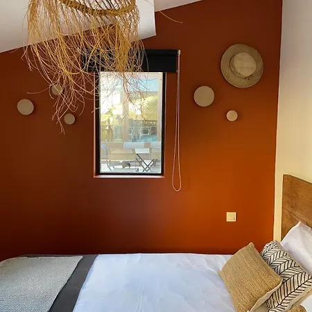 Le Petit Camisou, Un Ecrin Au Pied De La Cite Holiday home Carcassonne