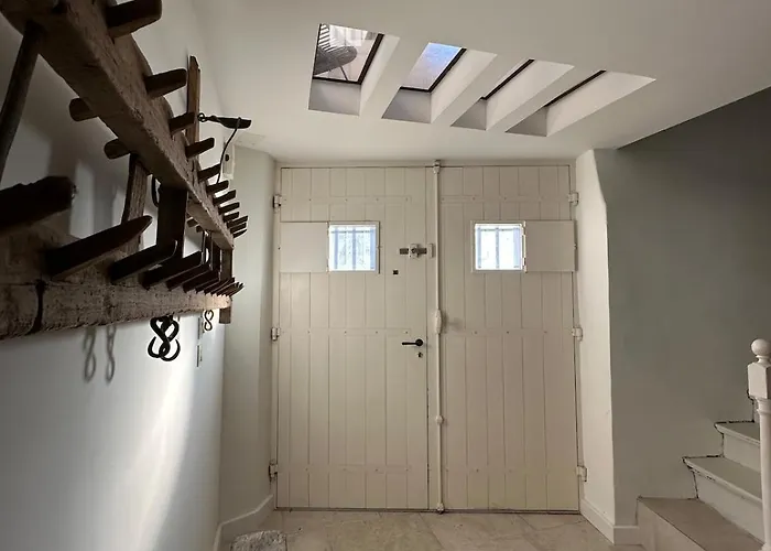 Le Petit Camisou, Un Ecrin Au Pied De La Cite * Καρκασόν