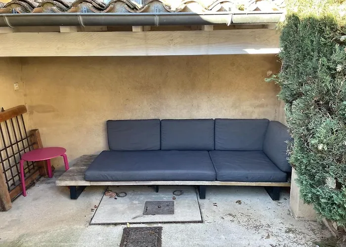 Le Petit Camisou, Un Ecrin Au Pied De La Cite Casa de Férias