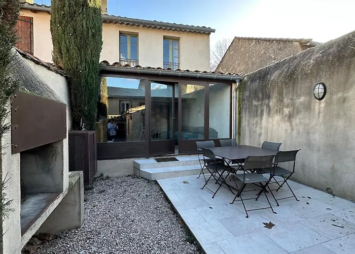 Le Petit Camisou, Un Ecrin Au Pied De La Cite Casa de Férias