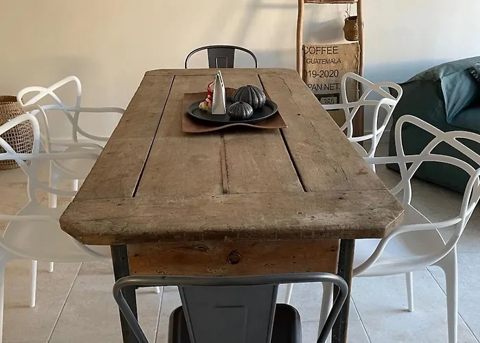 Casa de Férias Le Petit Camisou, Un Ecrin Au Pied De La Cite Carcassonne