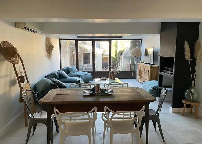 Le Petit Camisou, Un Ecrin Au Pied De La Cite Carcassonne